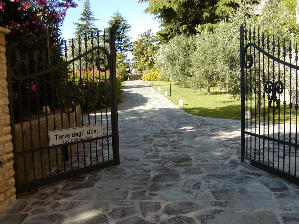 Torre Degli Ulivi Bed and Breakfast Tignale Buitenkant foto