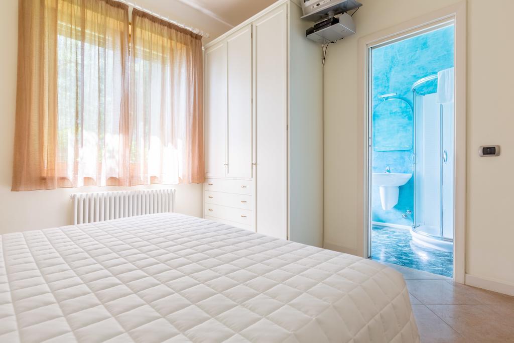 Torre Degli Ulivi Bed and Breakfast Tignale Buitenkant foto